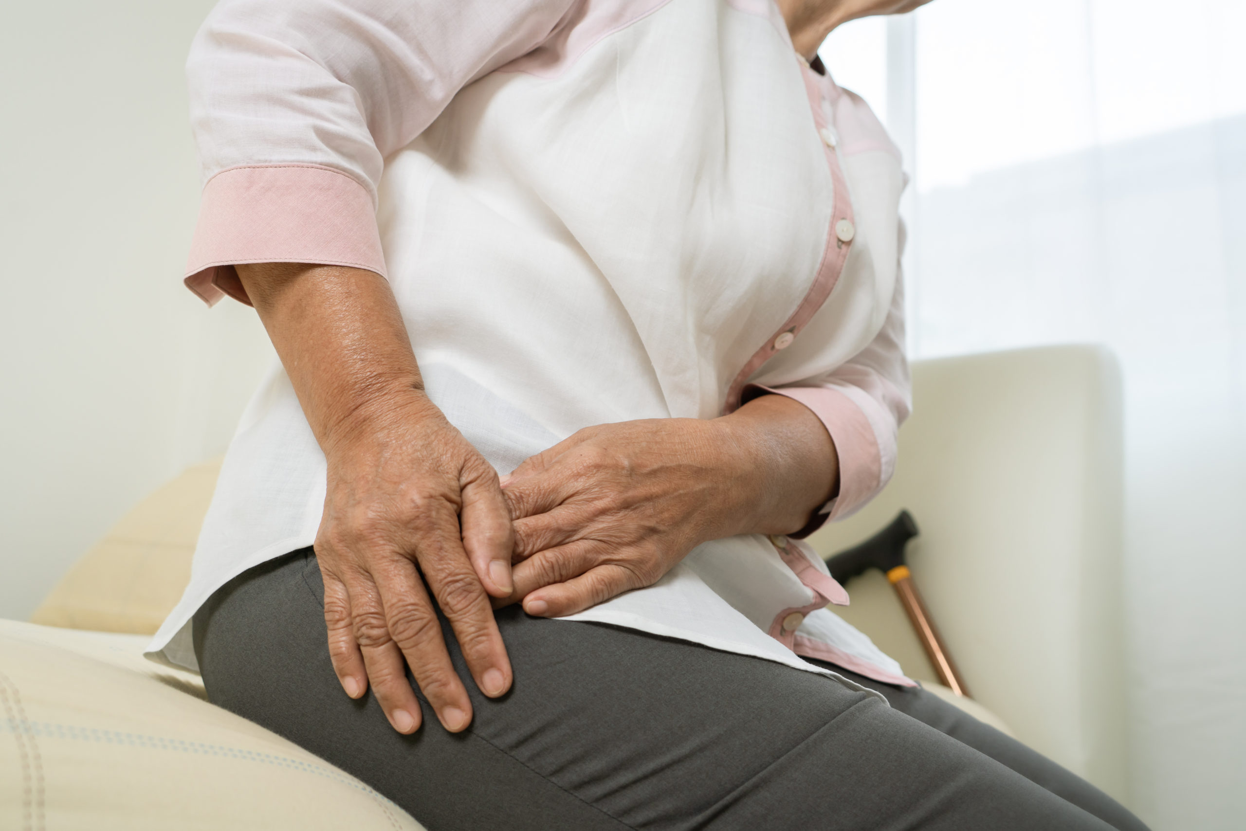 hip-osteoarthritis-and-chronic-lower-back-pain-may-increase-risk-for-falls